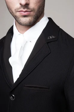 AA® Men’s MotionLite Show Coat