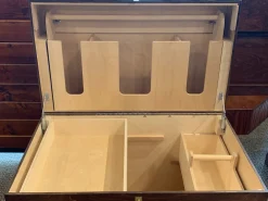 DS Hardwood Trunk with Bandage Lid