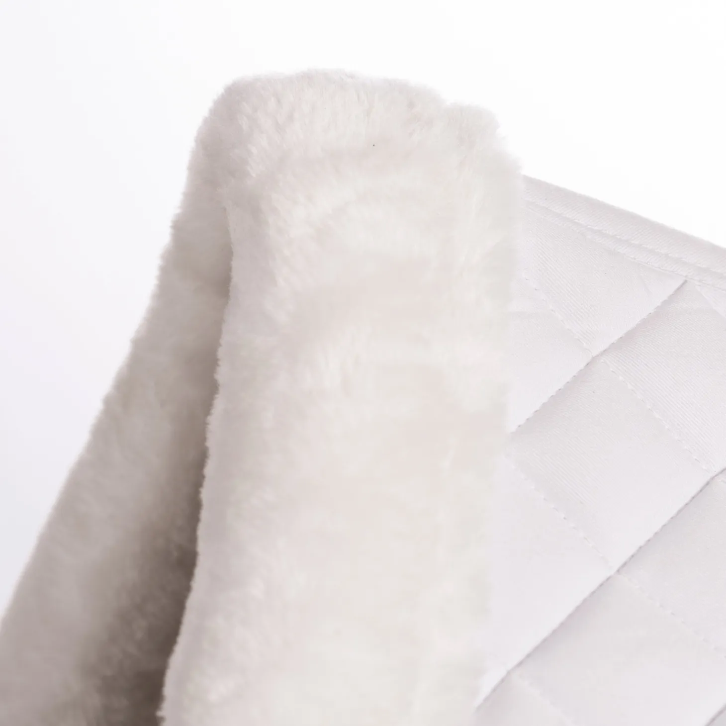 Equinavia Eidsvoll Ultra Fleece Trimmed Show Pad